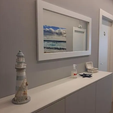 Aleph Guest House, Relax A Due Passi Dal Mare פרטיליה