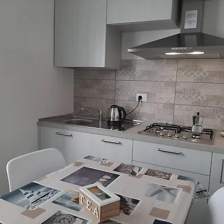 Aleph Guest House, Relax A Due Passi Dal Mare Apartamento *